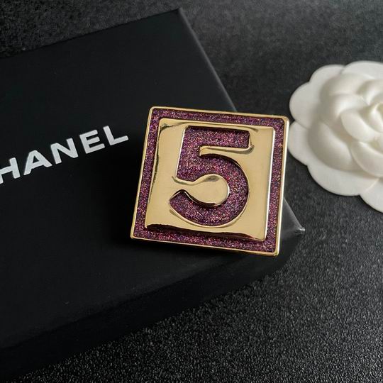 Chanel Brooch 12lyh36